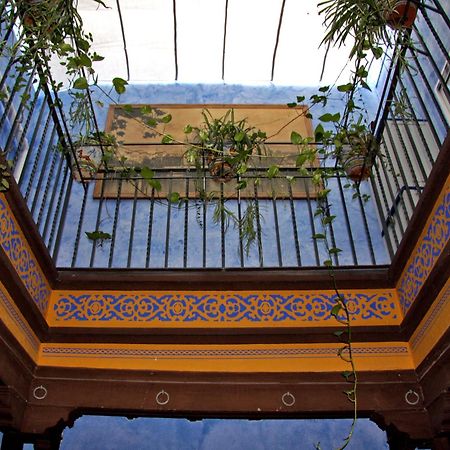 Pension Lisdos Seville Exterior photo